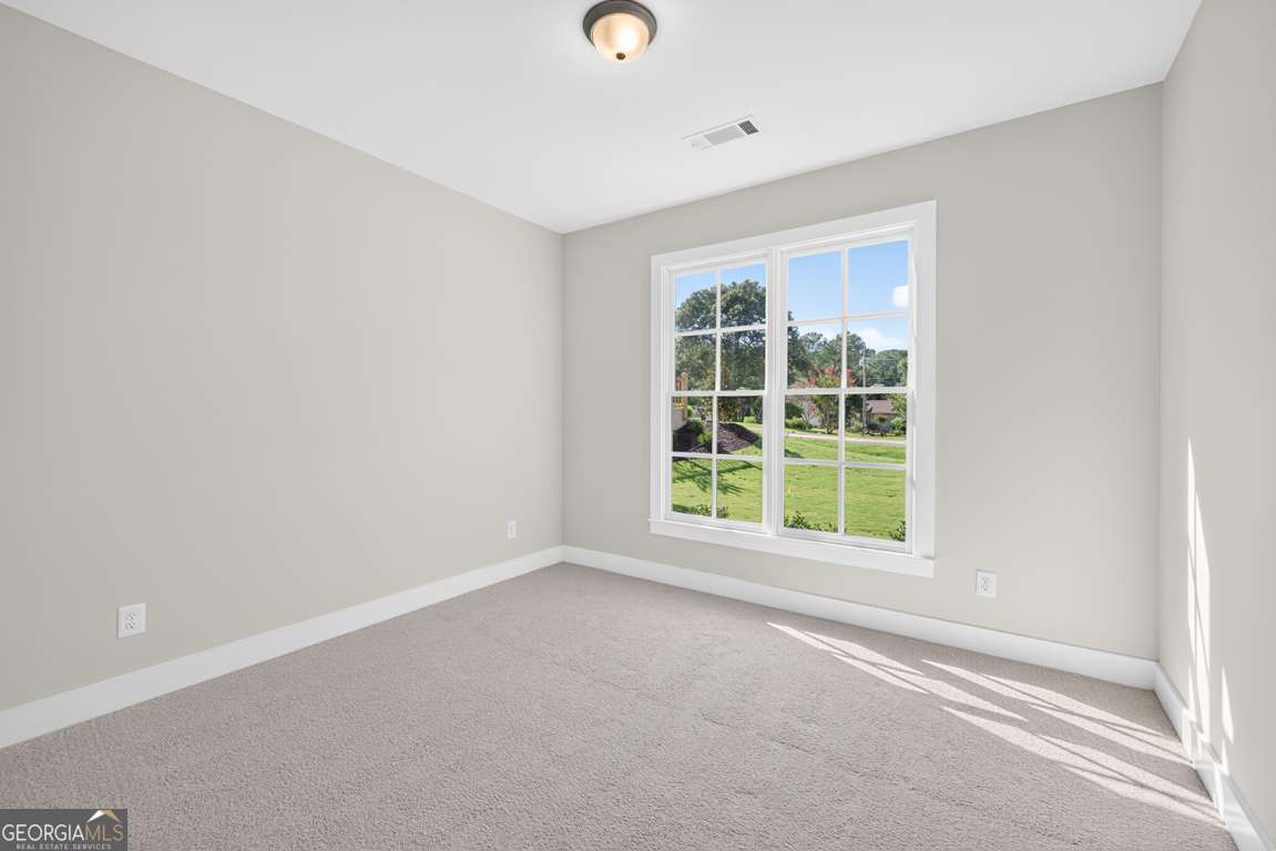 4767 E Reed Road Property Photo 18