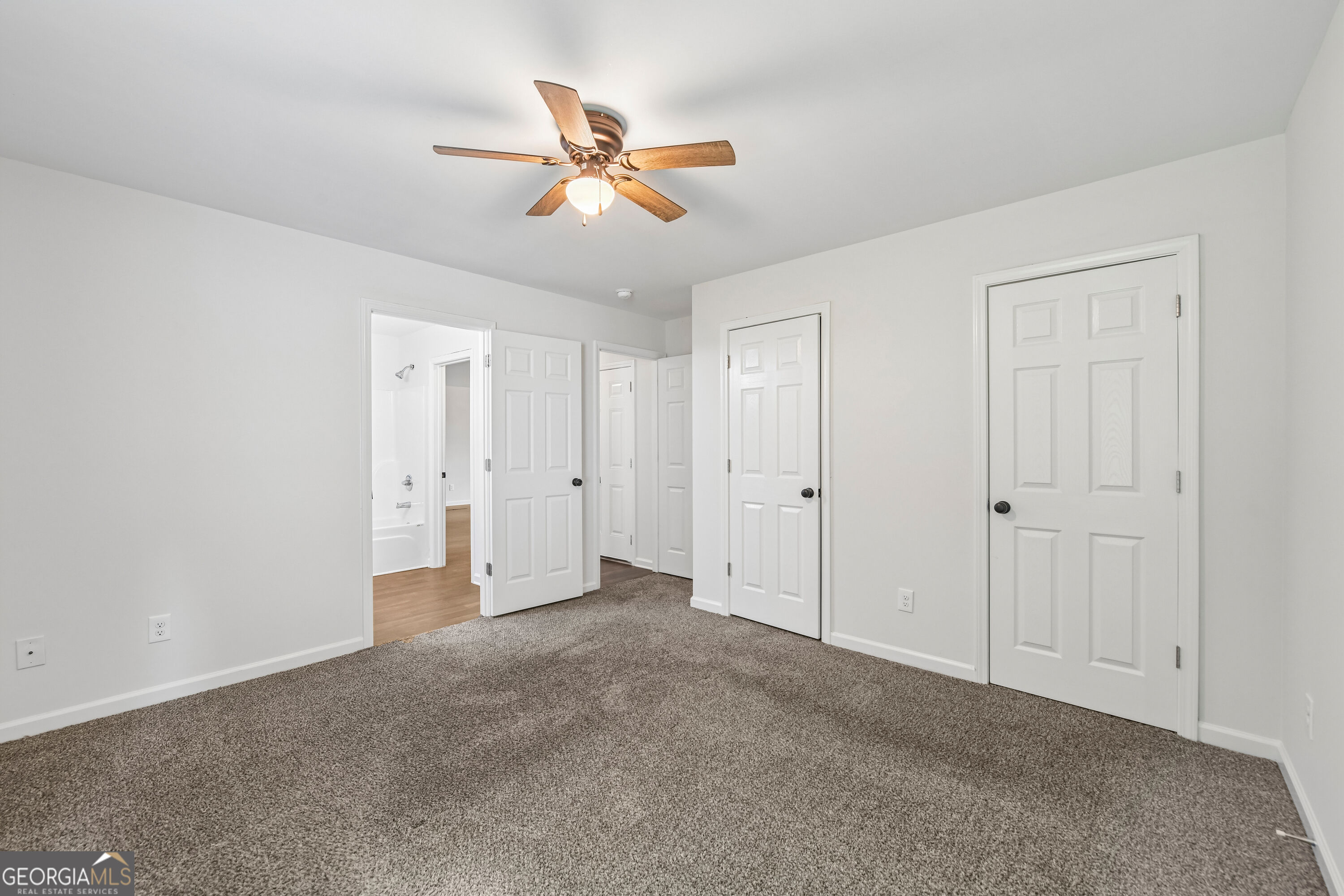 2112 Rosemary Way Property Photo 12