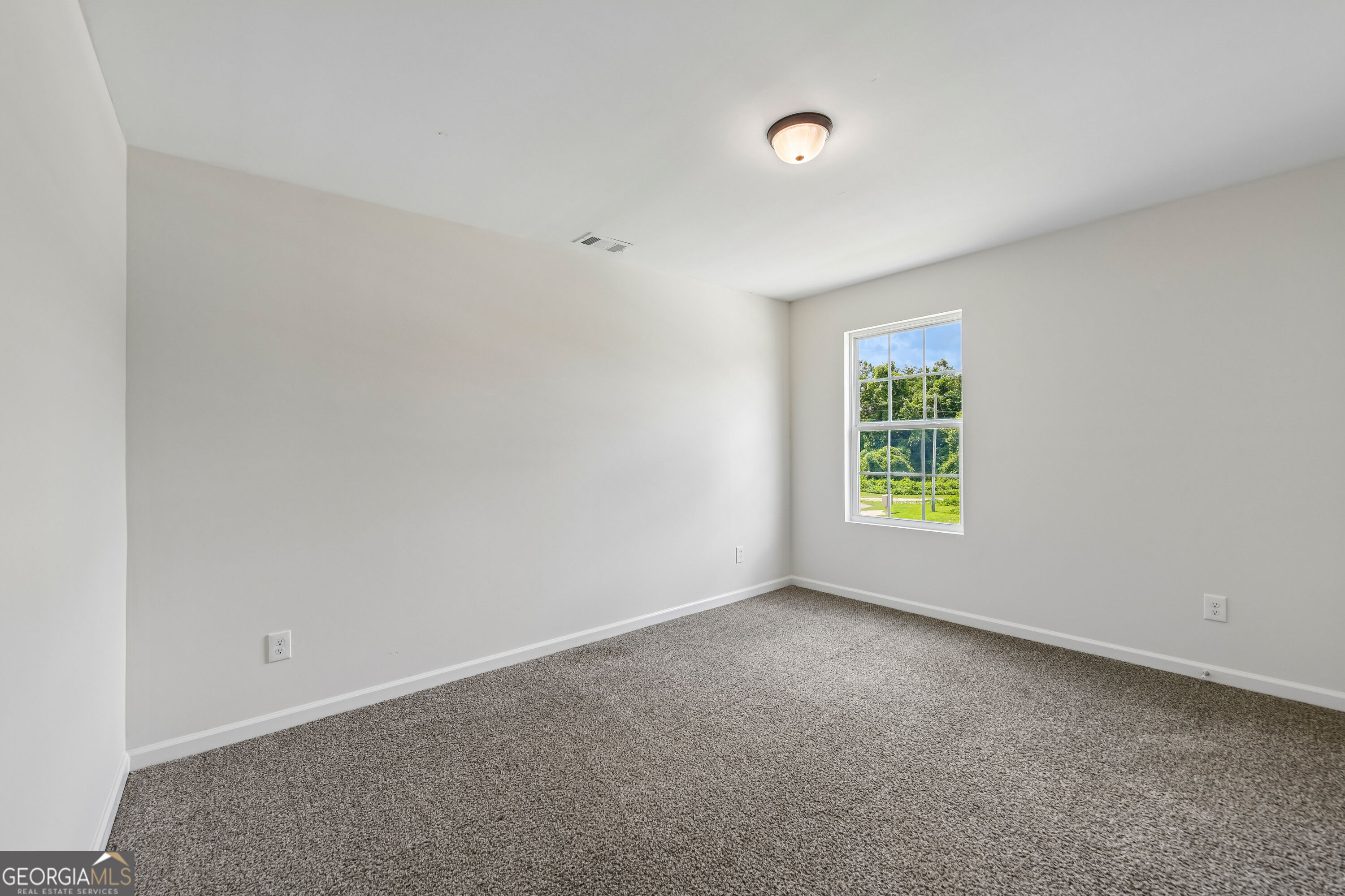 2112 Rosemary Way Property Photo 14