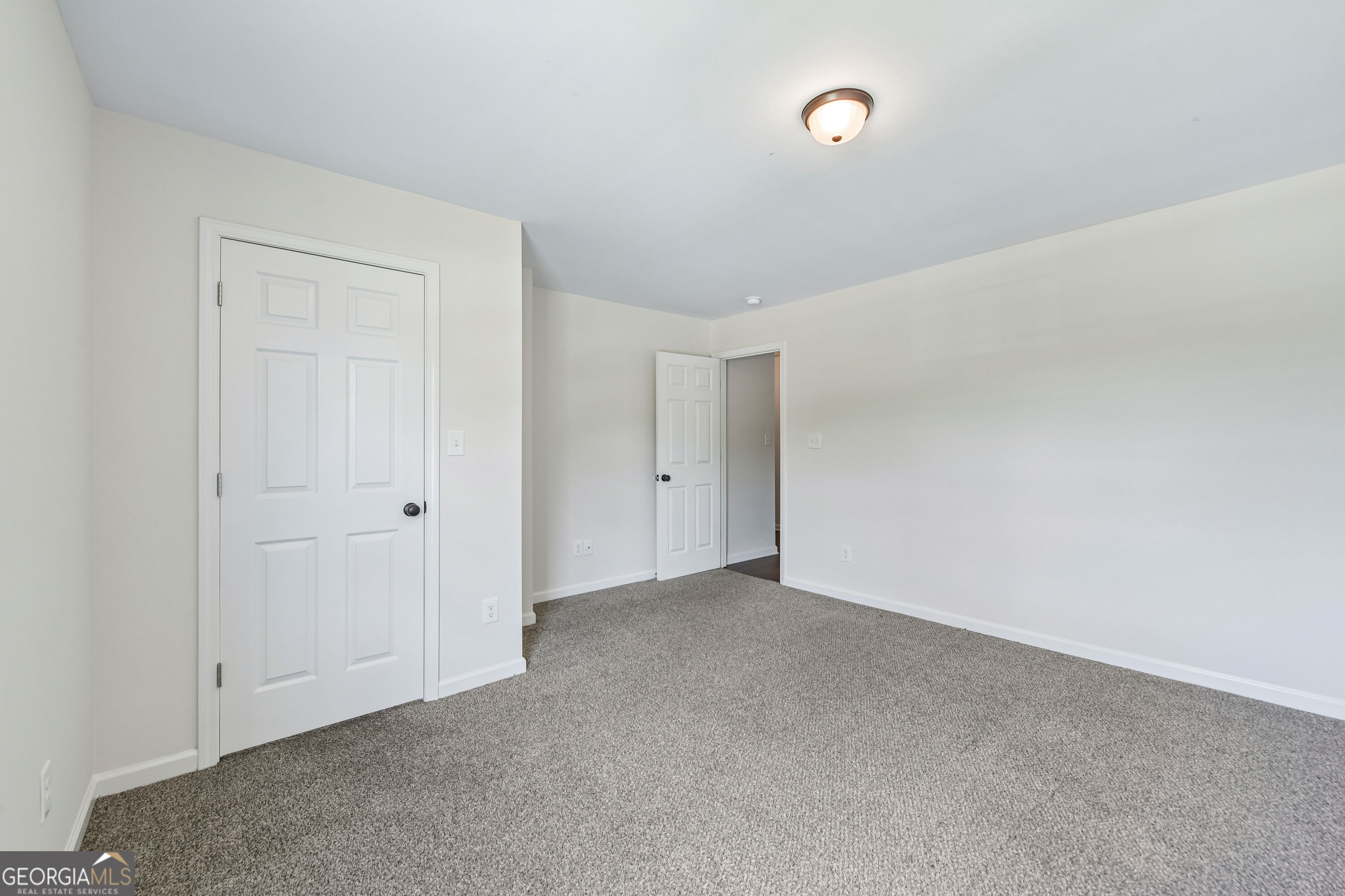 2112 Rosemary Way Property Photo 15