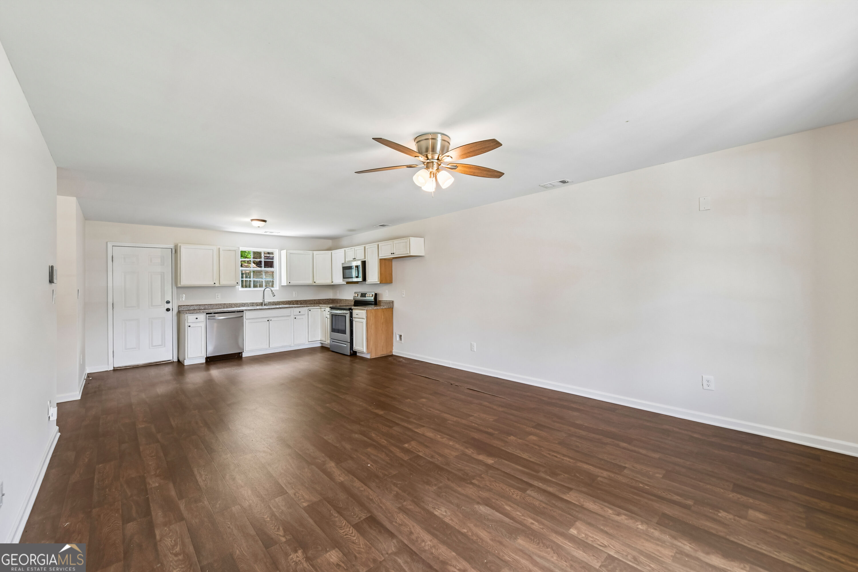 2112 Rosemary Way Property Photo 26