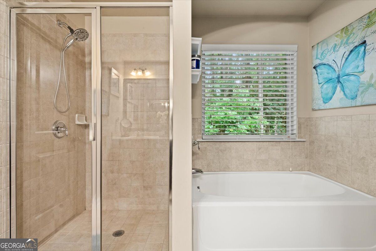 36 Grampian Way # 4 Property Photo 28
