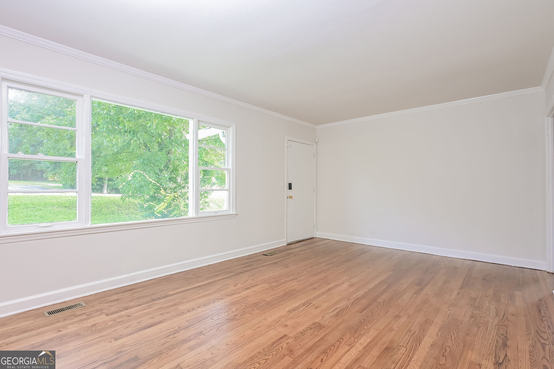 3662 Brownley Drive Property Photo 7