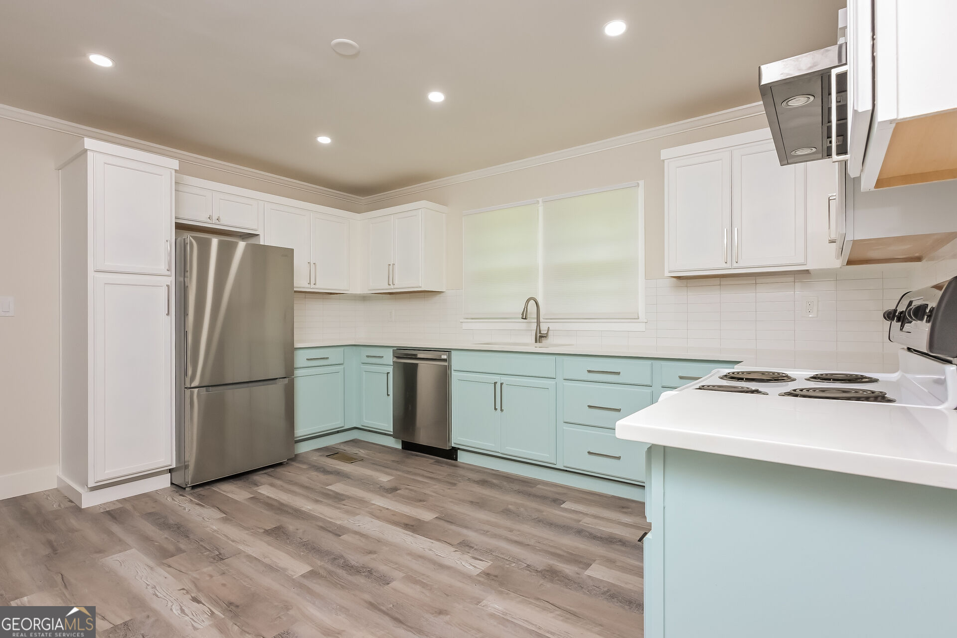 3662 Brownley Drive Property Photo 10