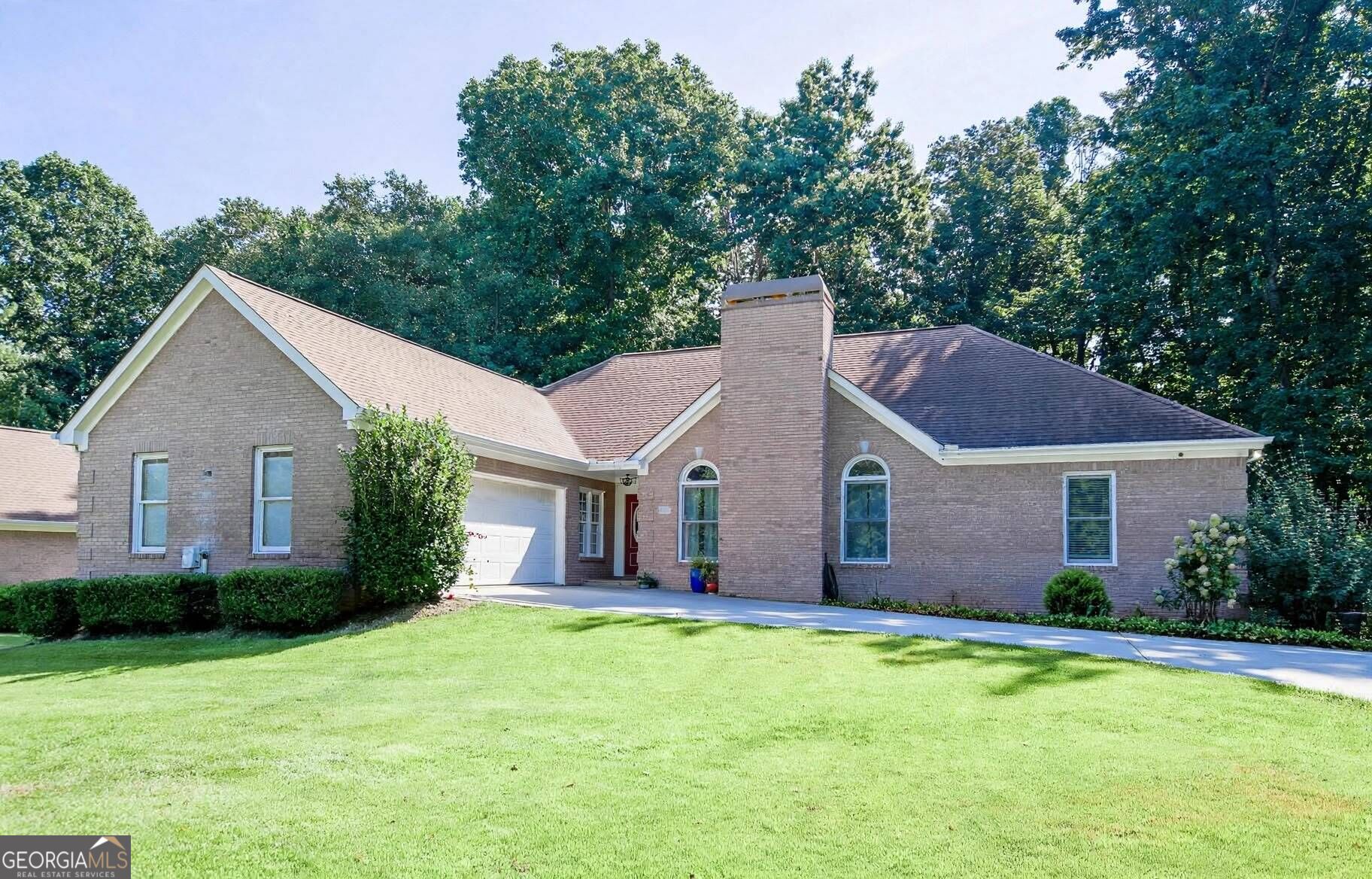 647 Than Skinner Road Property Photo 1