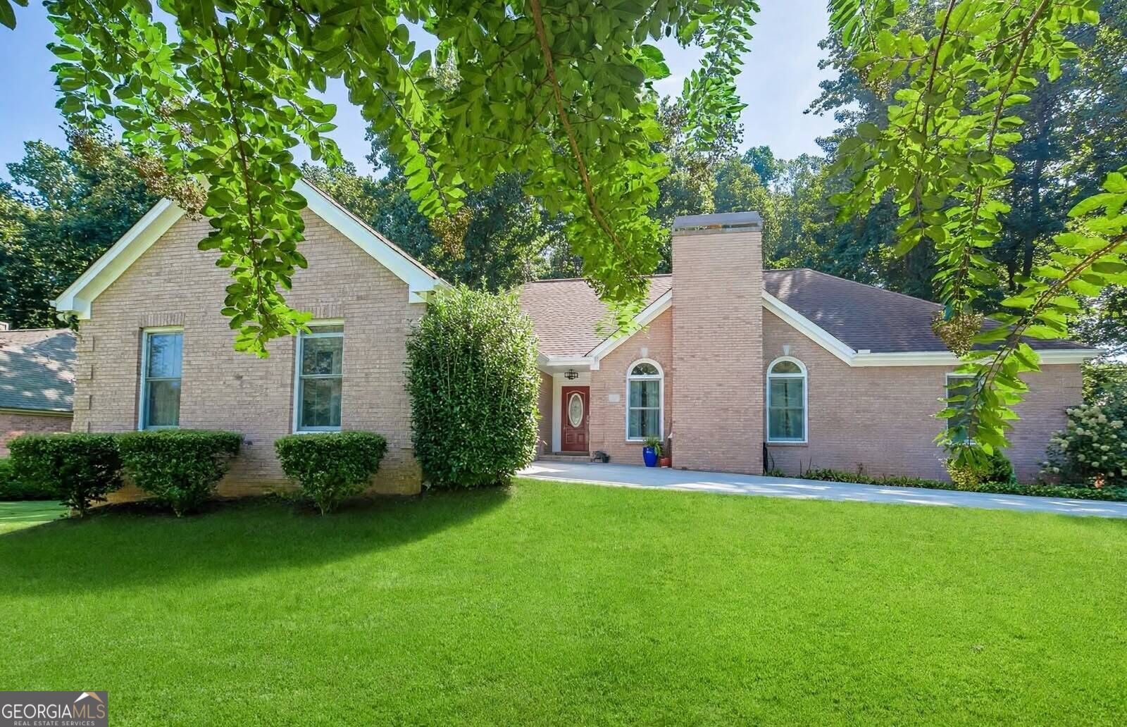 647 Than Skinner Road Property Photo 1