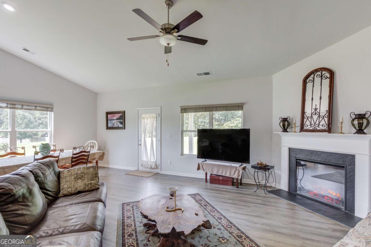 1173 Pine View Trail Property Photo 18