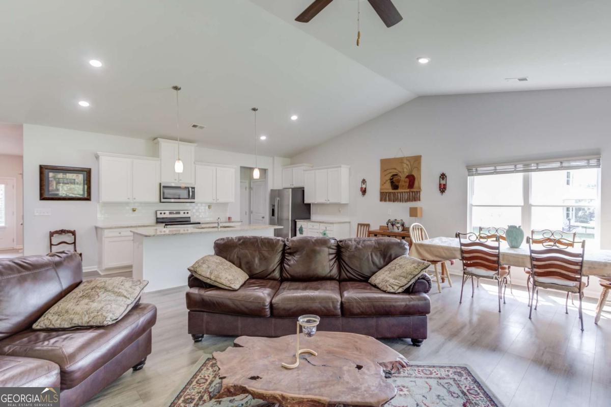 1173 Pine View Trail Property Photo 19