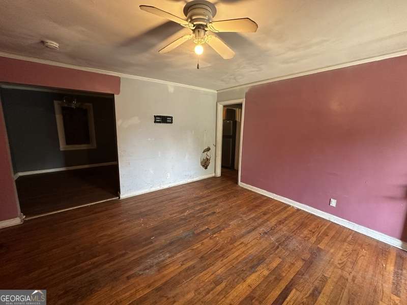 3713 Glenwood Road Property Photo 6