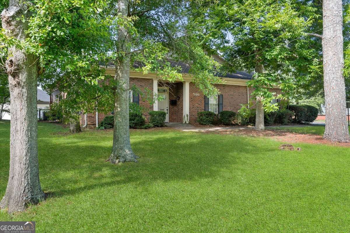 586 Lassiter Street Property Photo 1