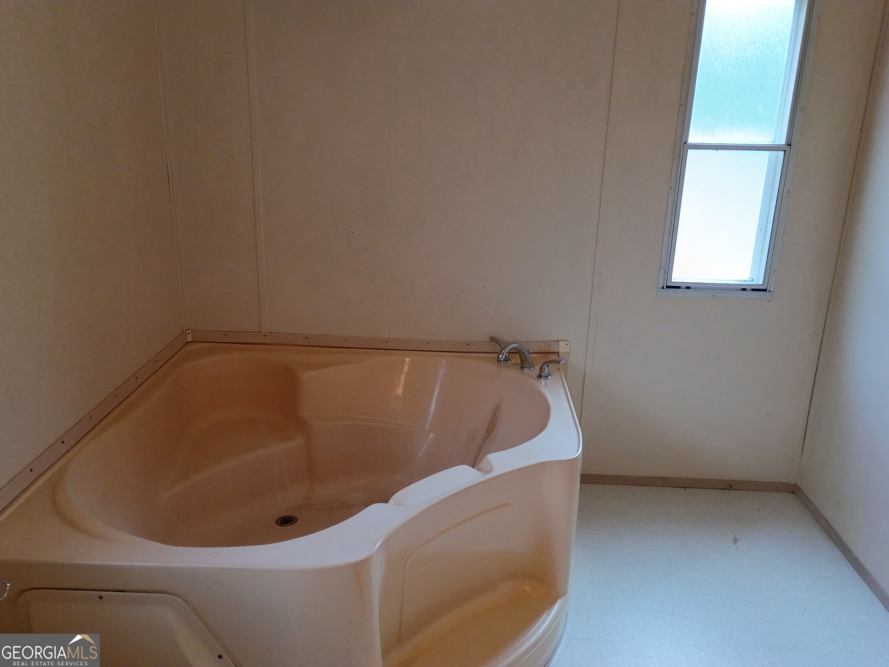 241 Oglesby Drive Property Photo 16