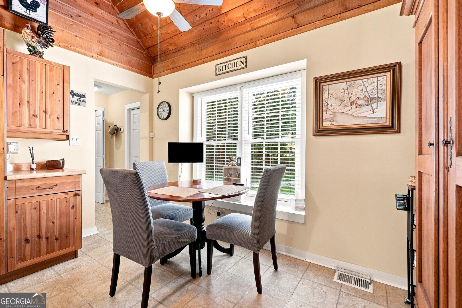1423 Enchanted Lake Drive Nw Property Photo 15