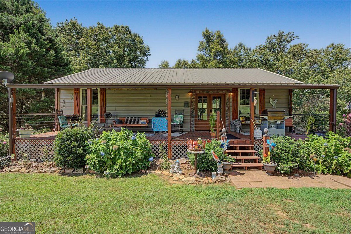 5119 E Highway 166 Property Photo 2