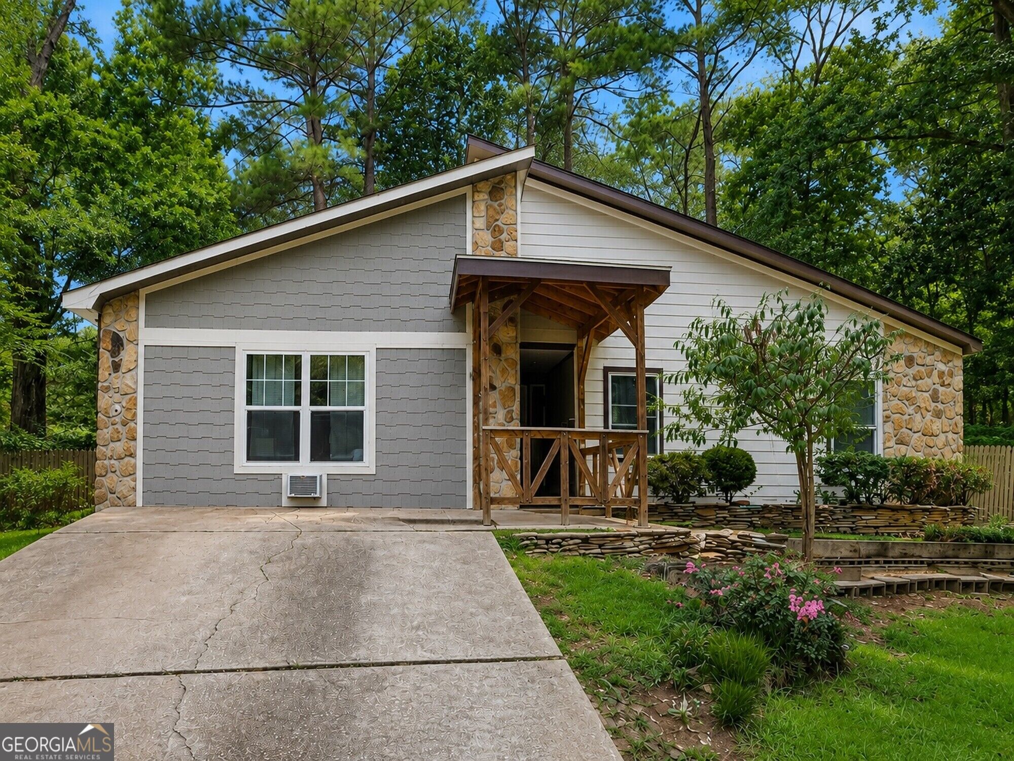 5333 Granery Circle Property Photo 1