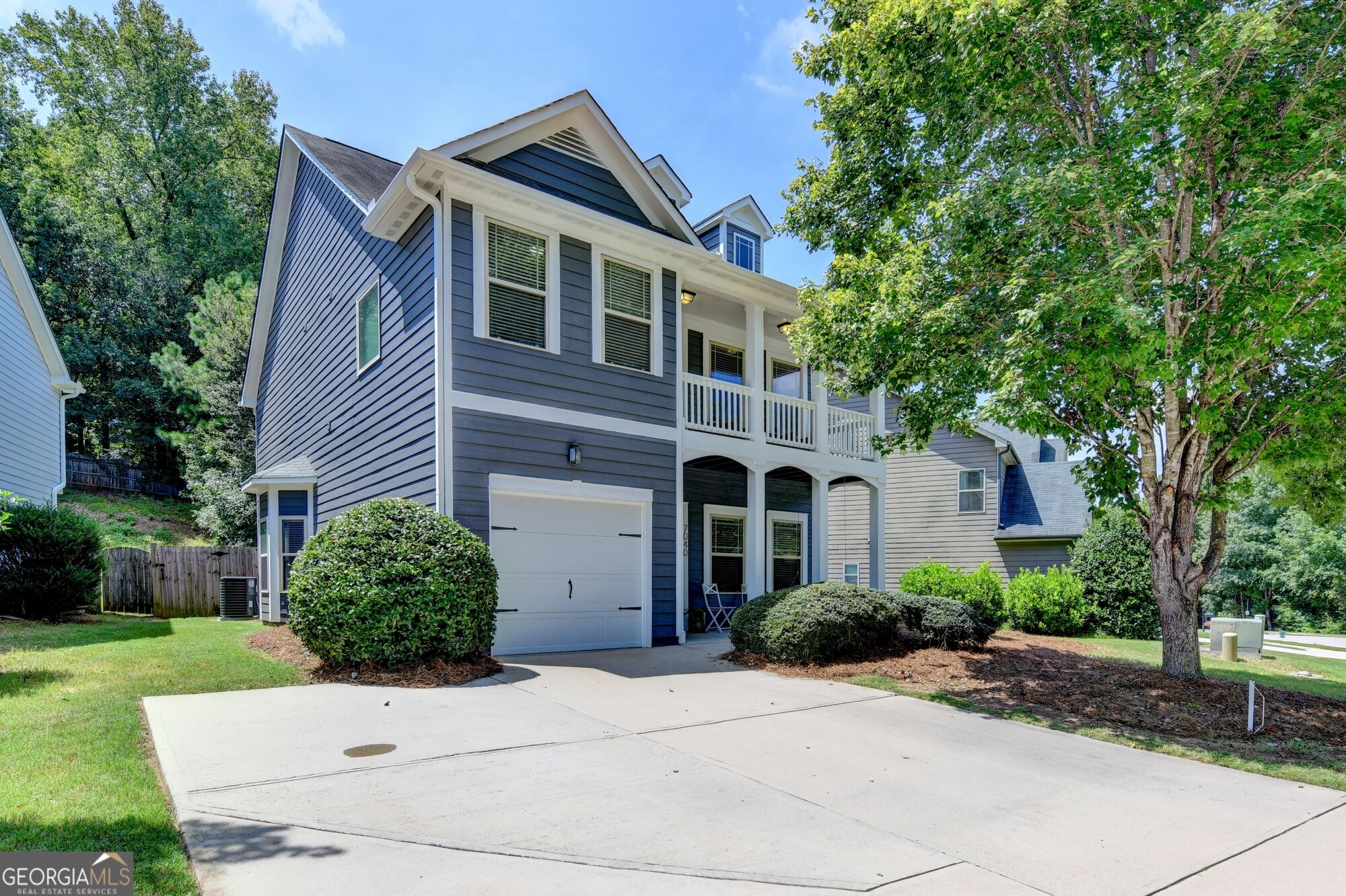 7040 Silk Tree Pointe Property Photo 4