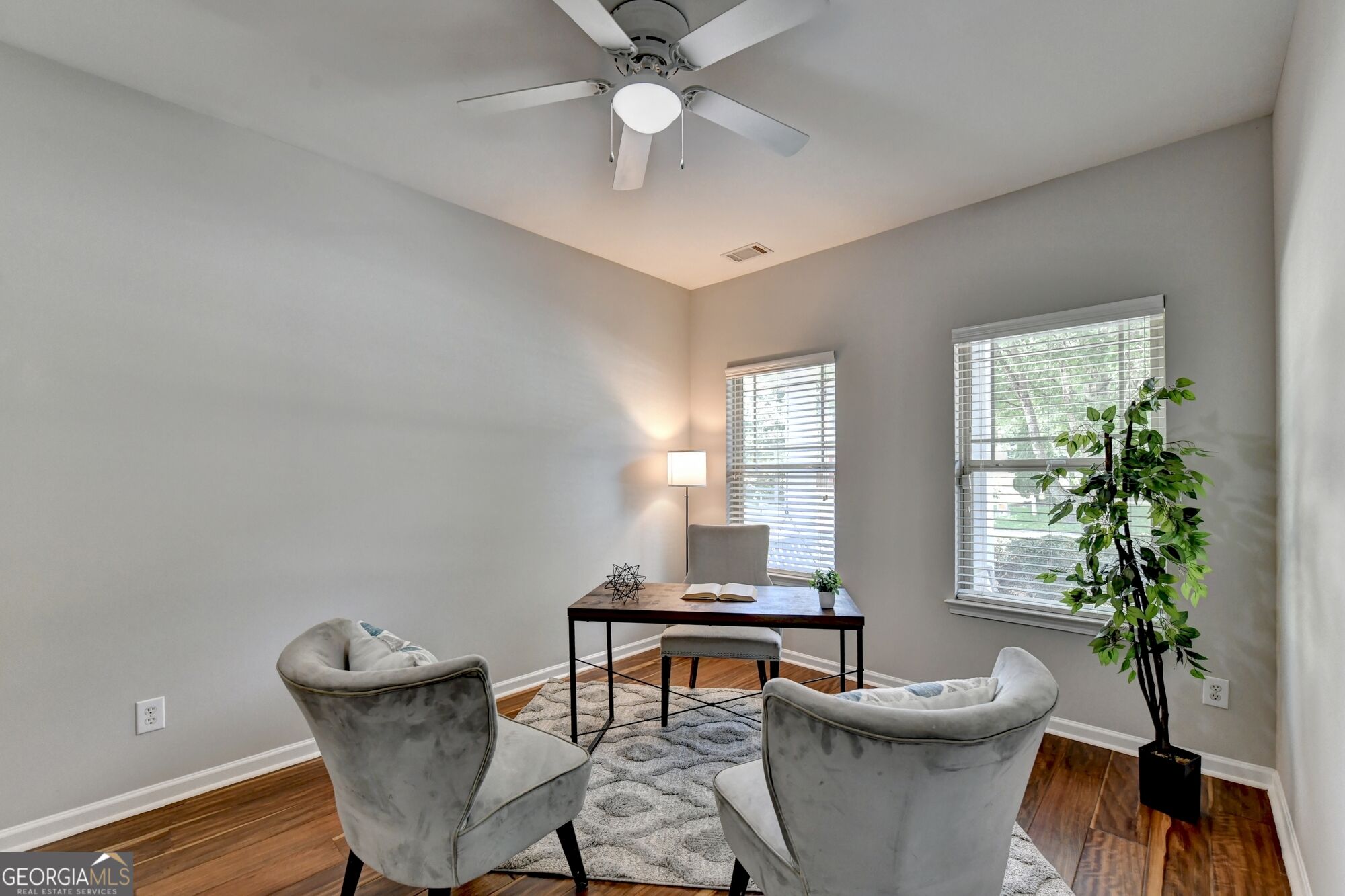 7040 Silk Tree Pointe Property Photo 7
