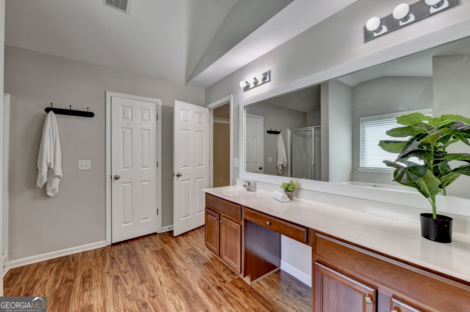 7040 Silk Tree Pointe Property Photo 36