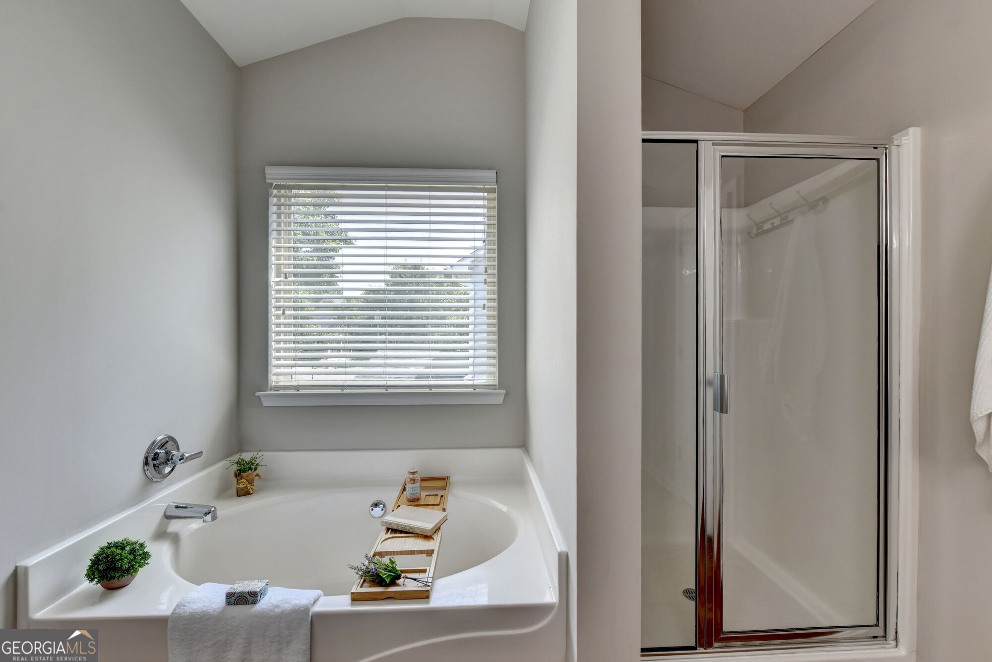 7040 Silk Tree Pointe Property Photo 37