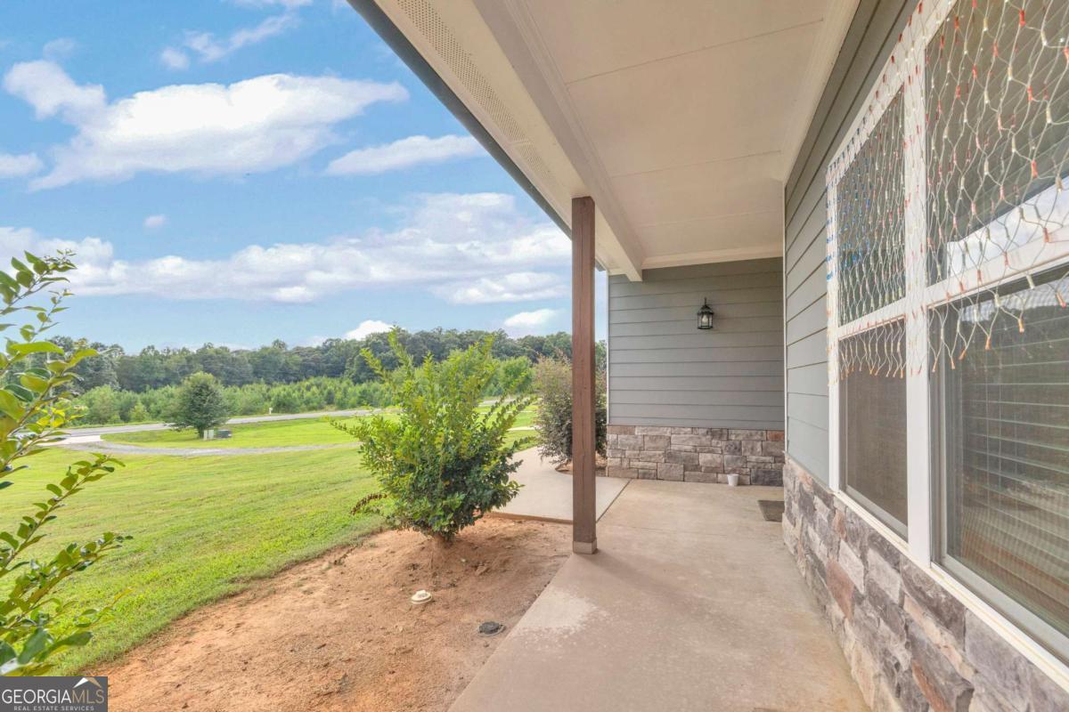 1220 Walters Road Property Photo 10