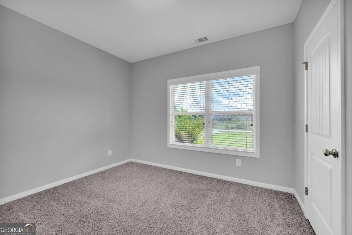 1220 Walters Road Property Photo 13