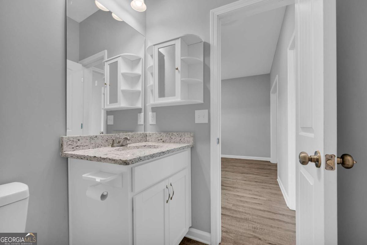 1220 Walters Road Property Photo 16