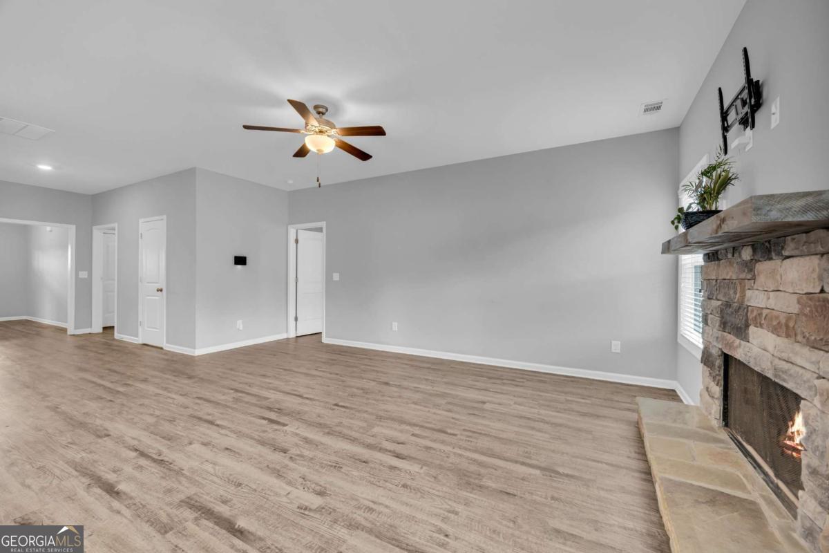 1220 Walters Road Property Photo 24