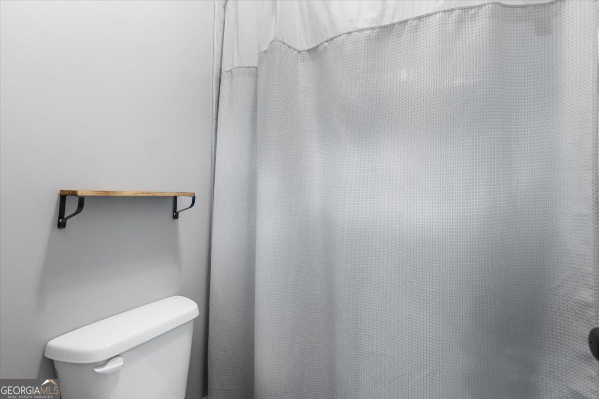 490 Gregory Road Property Photo 42