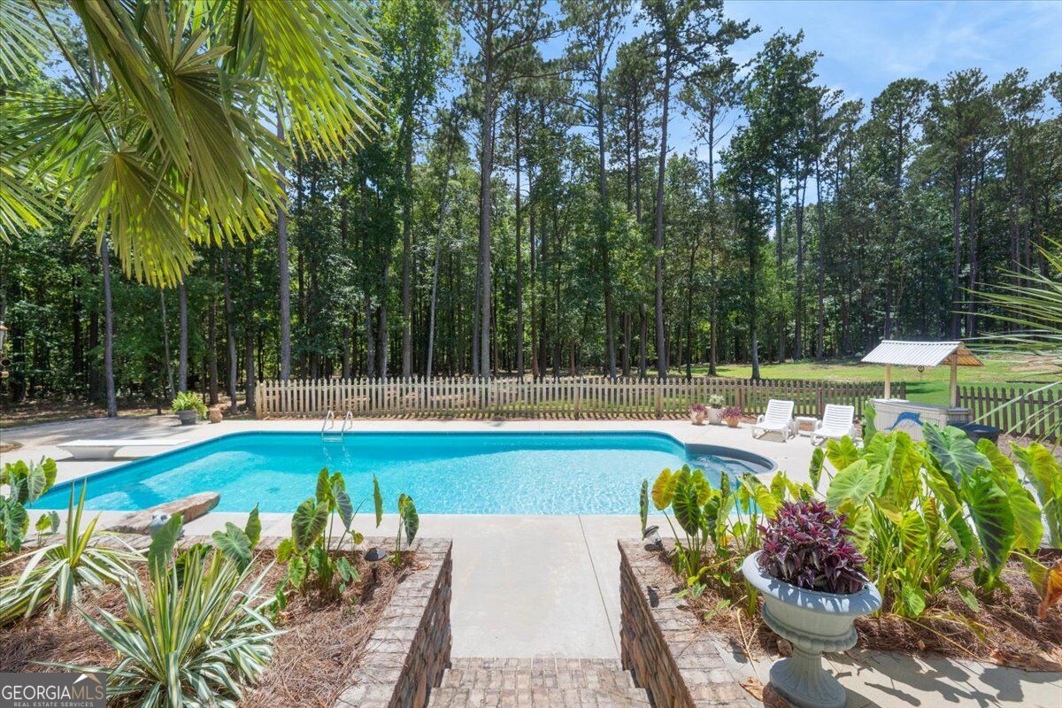 490 Gregory Road Property Photo 55
