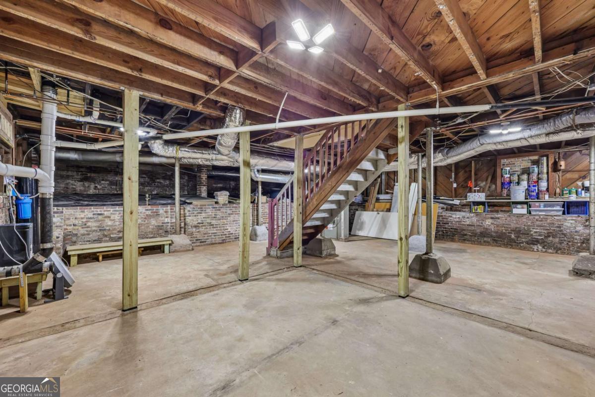13 Kensington Road Property Photo 33