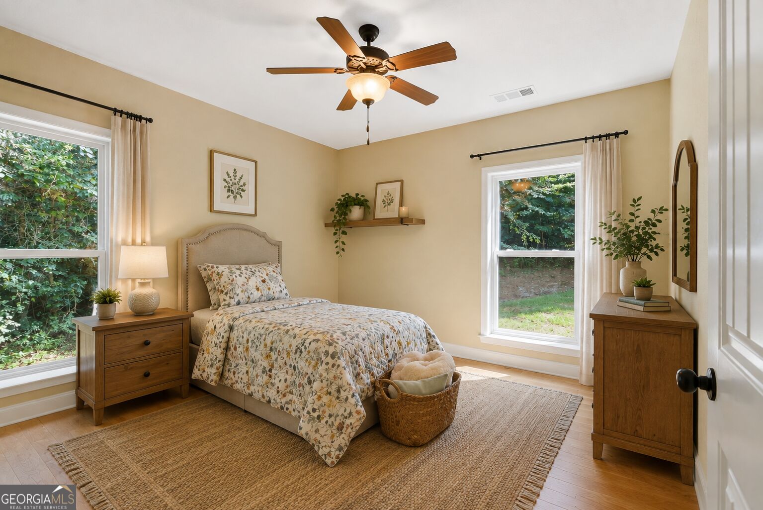 157 Dusty Trail Property Photo 6