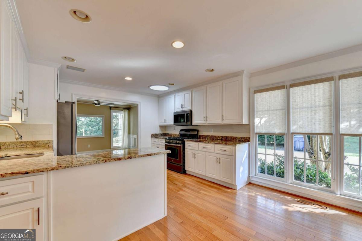 611 Iris Lane Property Photo 29