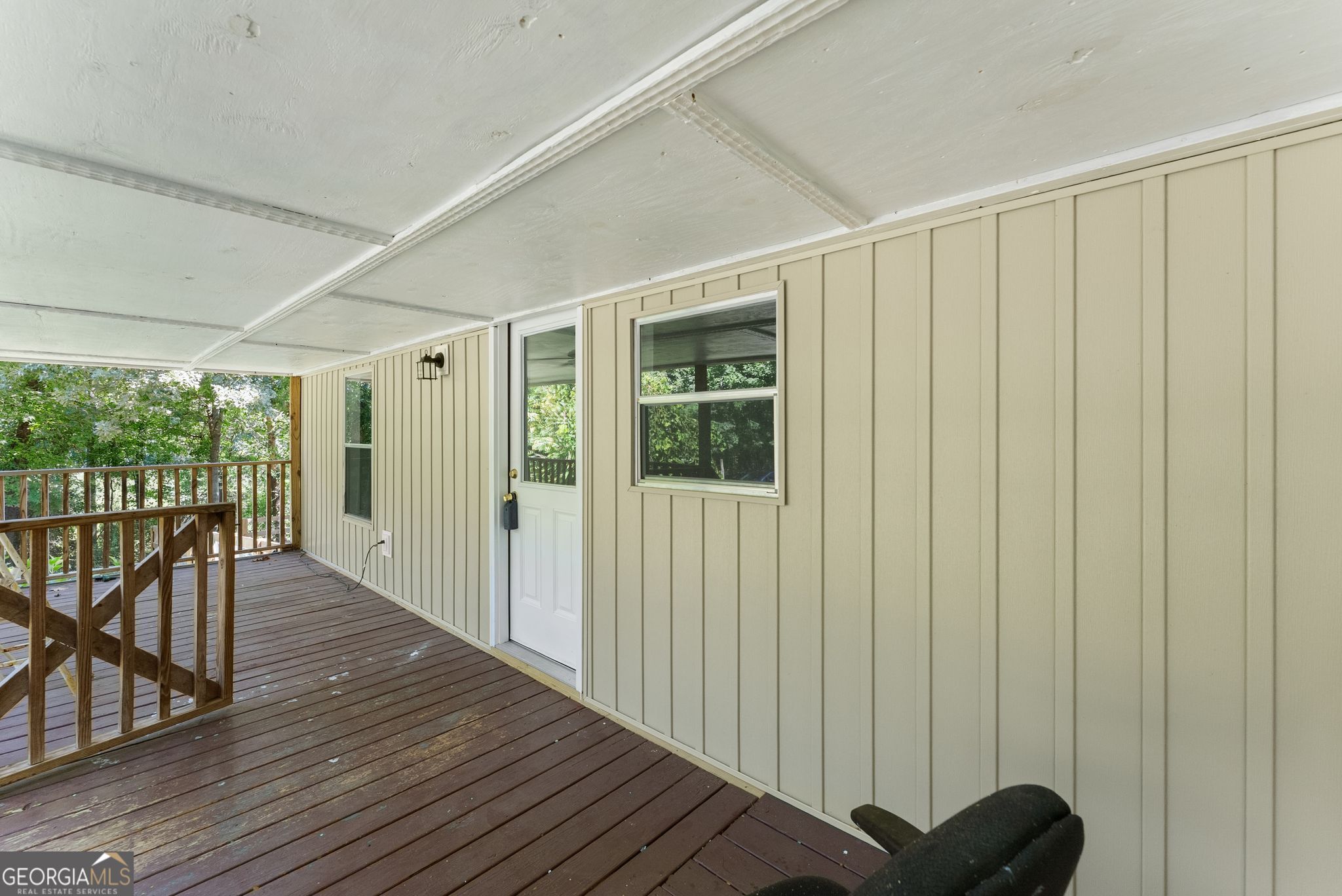 6220 Lee Lane Property Photo 9