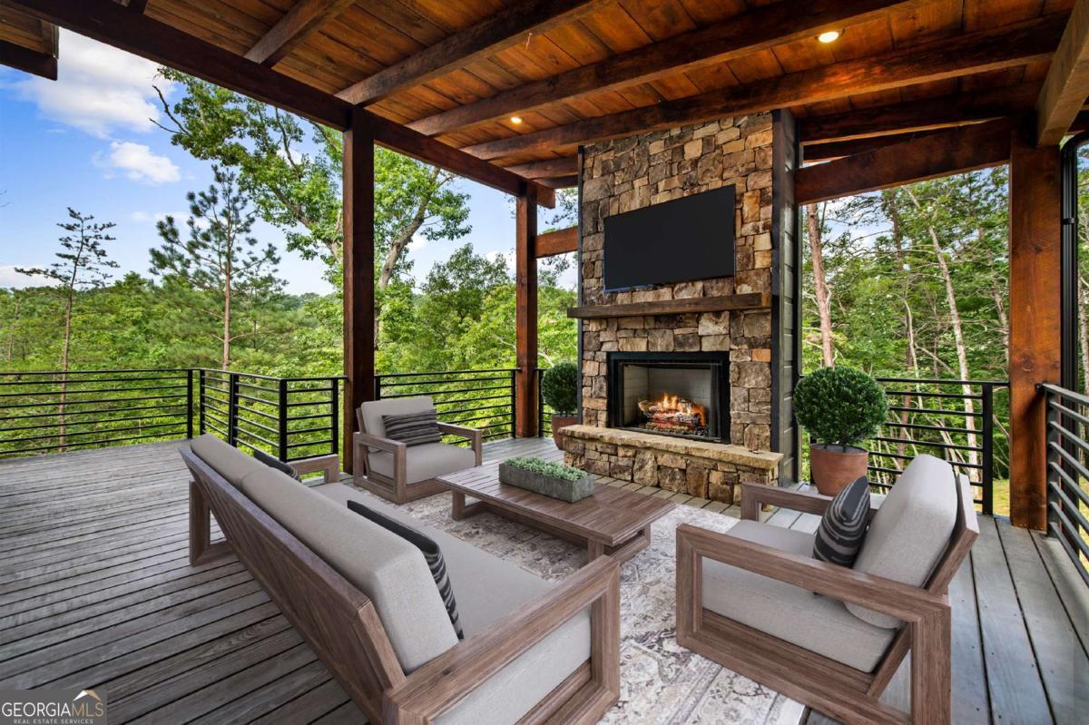 65 Wolf Creek Heights Property Photo 4