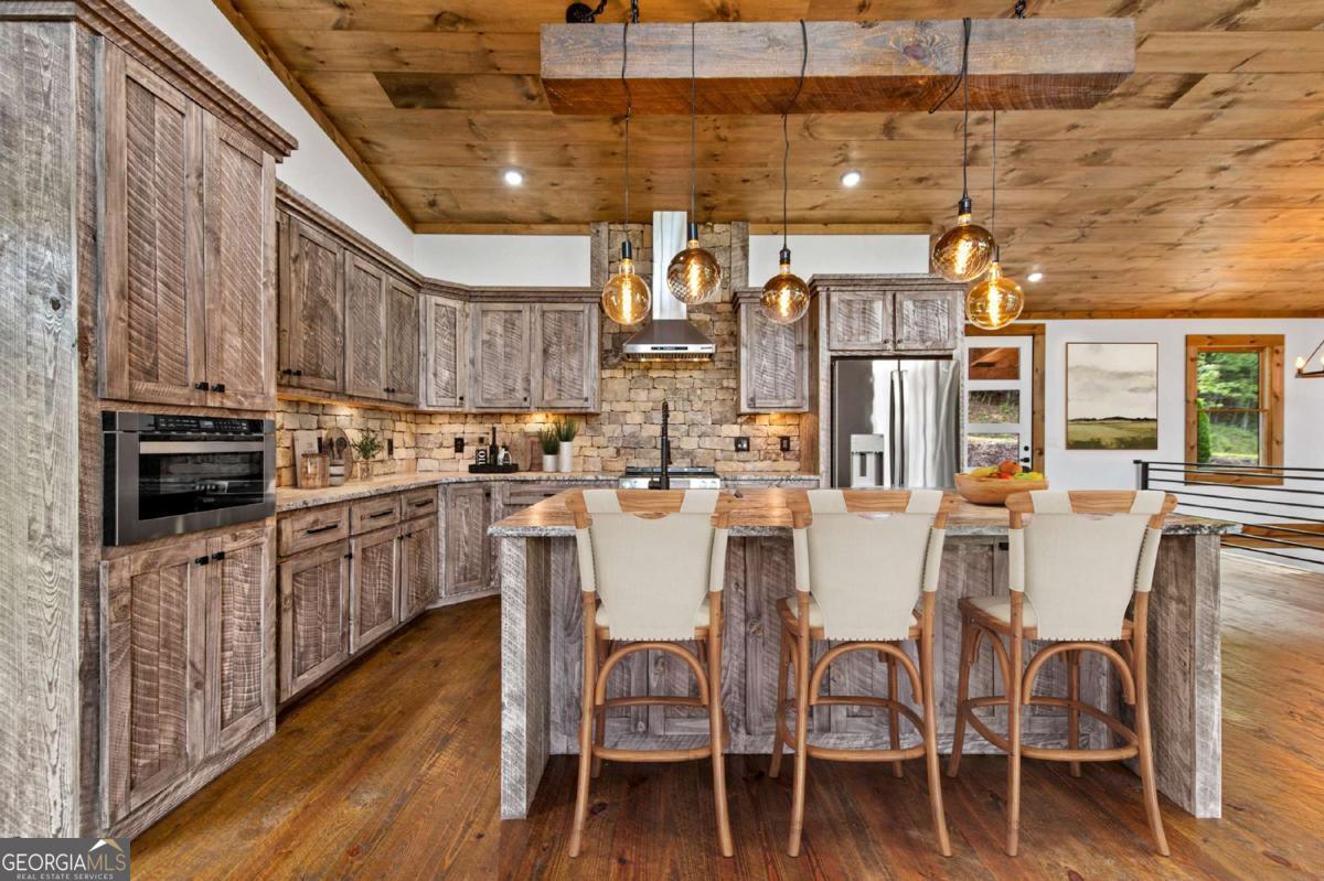 65 Wolf Creek Heights Property Photo 14