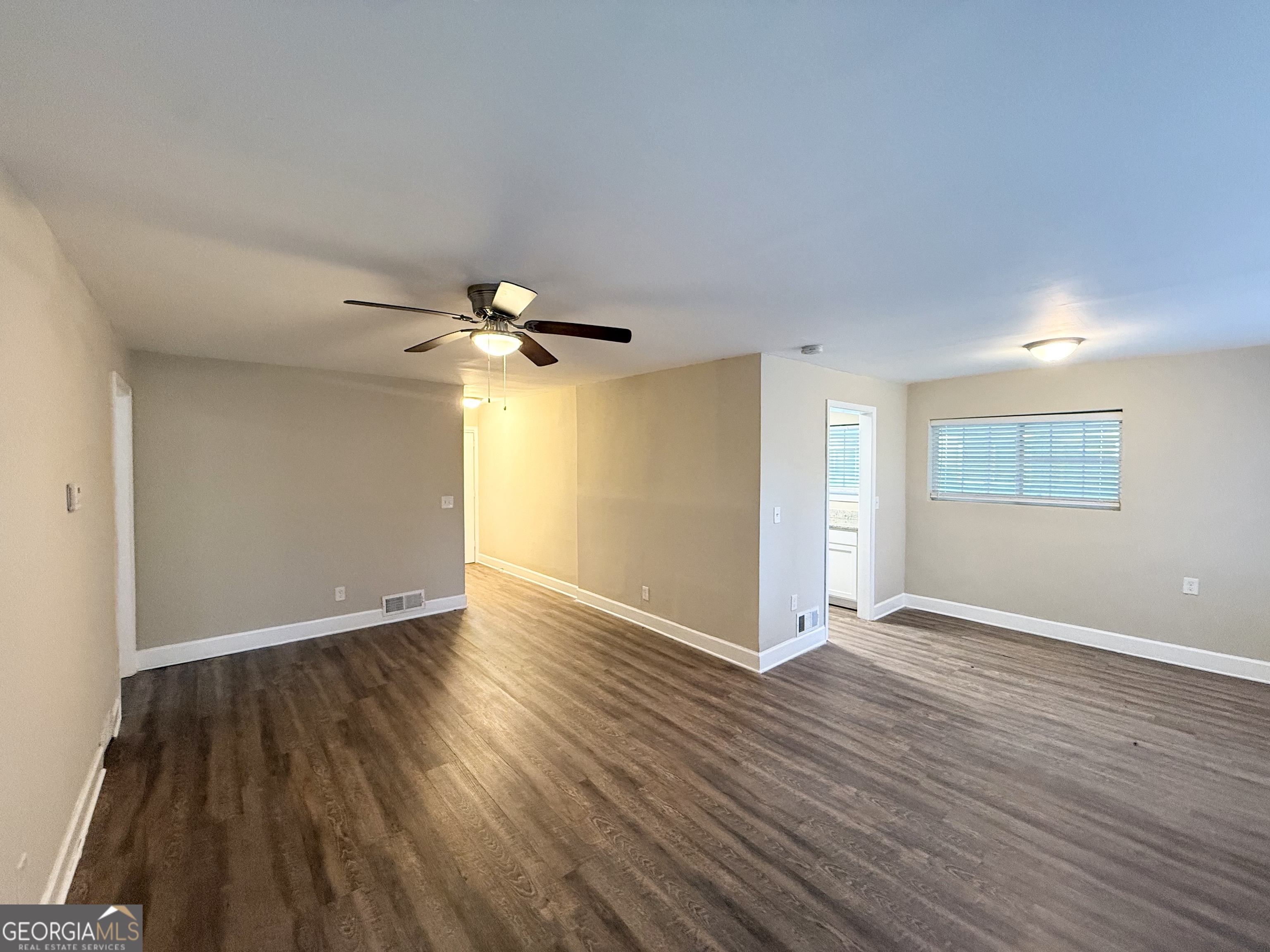 1743 Carter Circle Property Photo 3