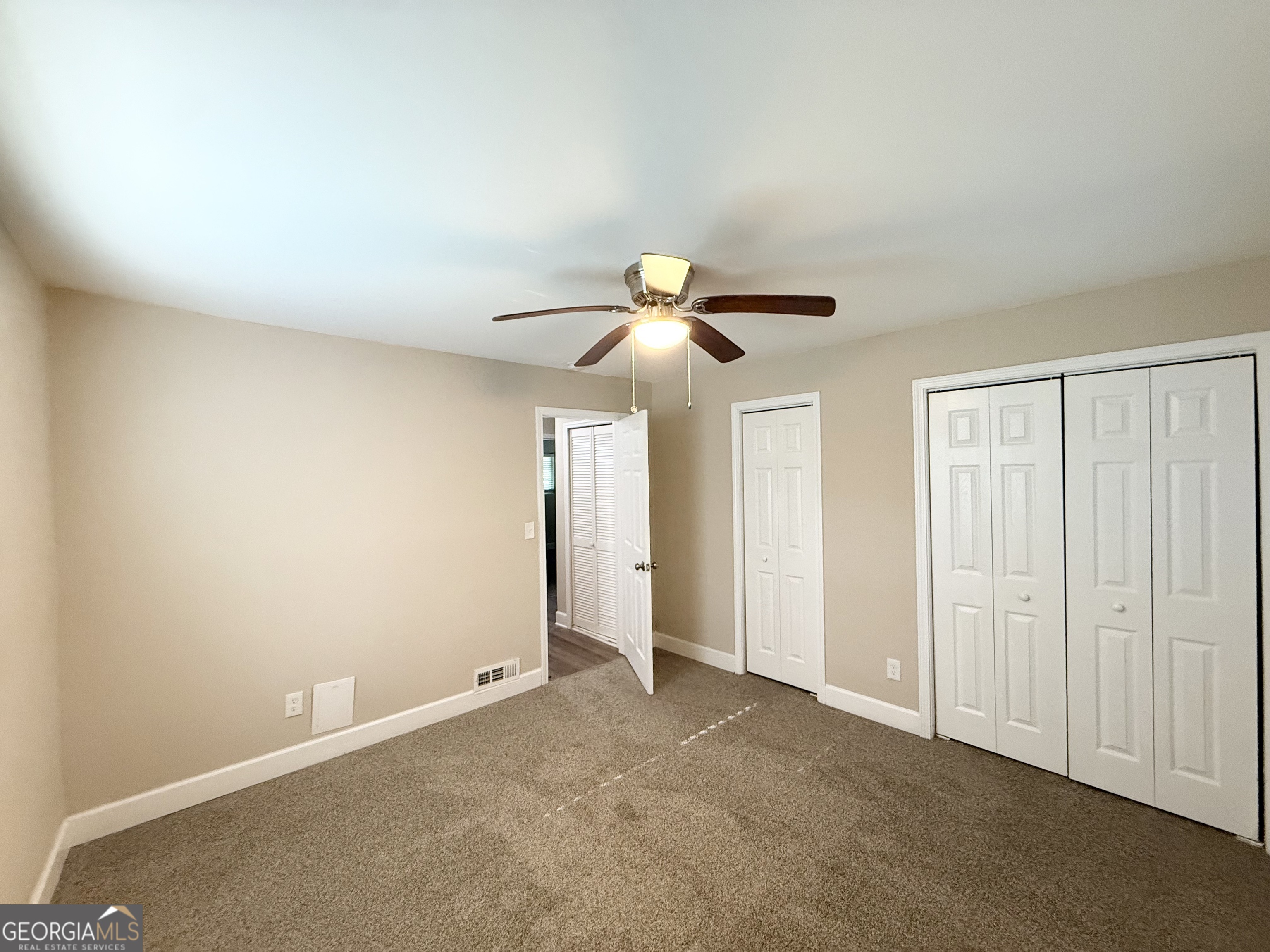 1743 Carter Circle Property Photo 8
