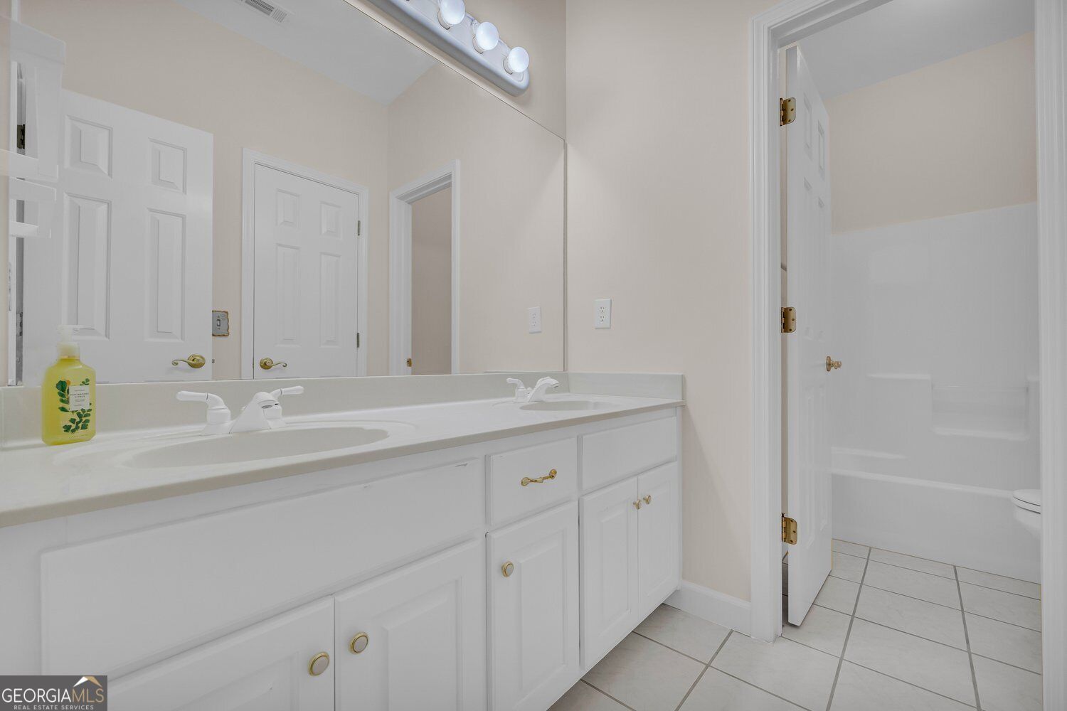 22 St Ives Way Property Photo 38