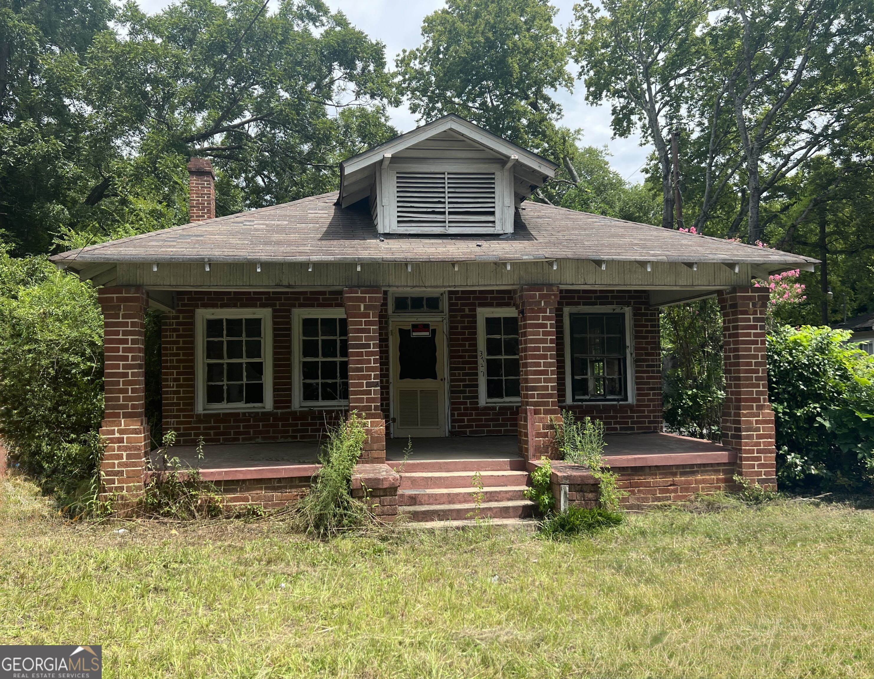 3727 Log Cabin Drive Property Photo 1