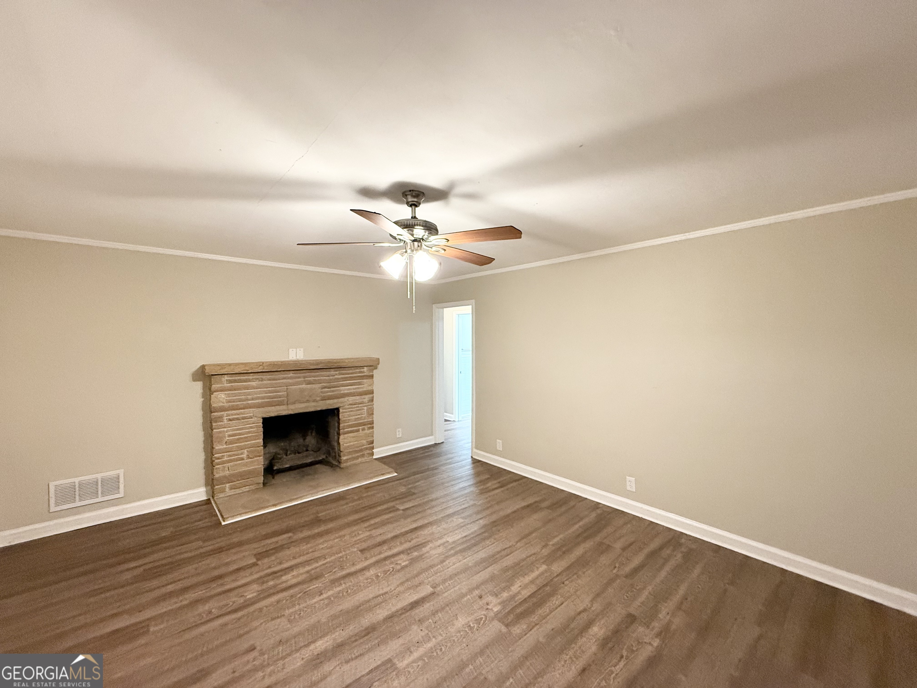 2541 Headland Drive Property Photo 3