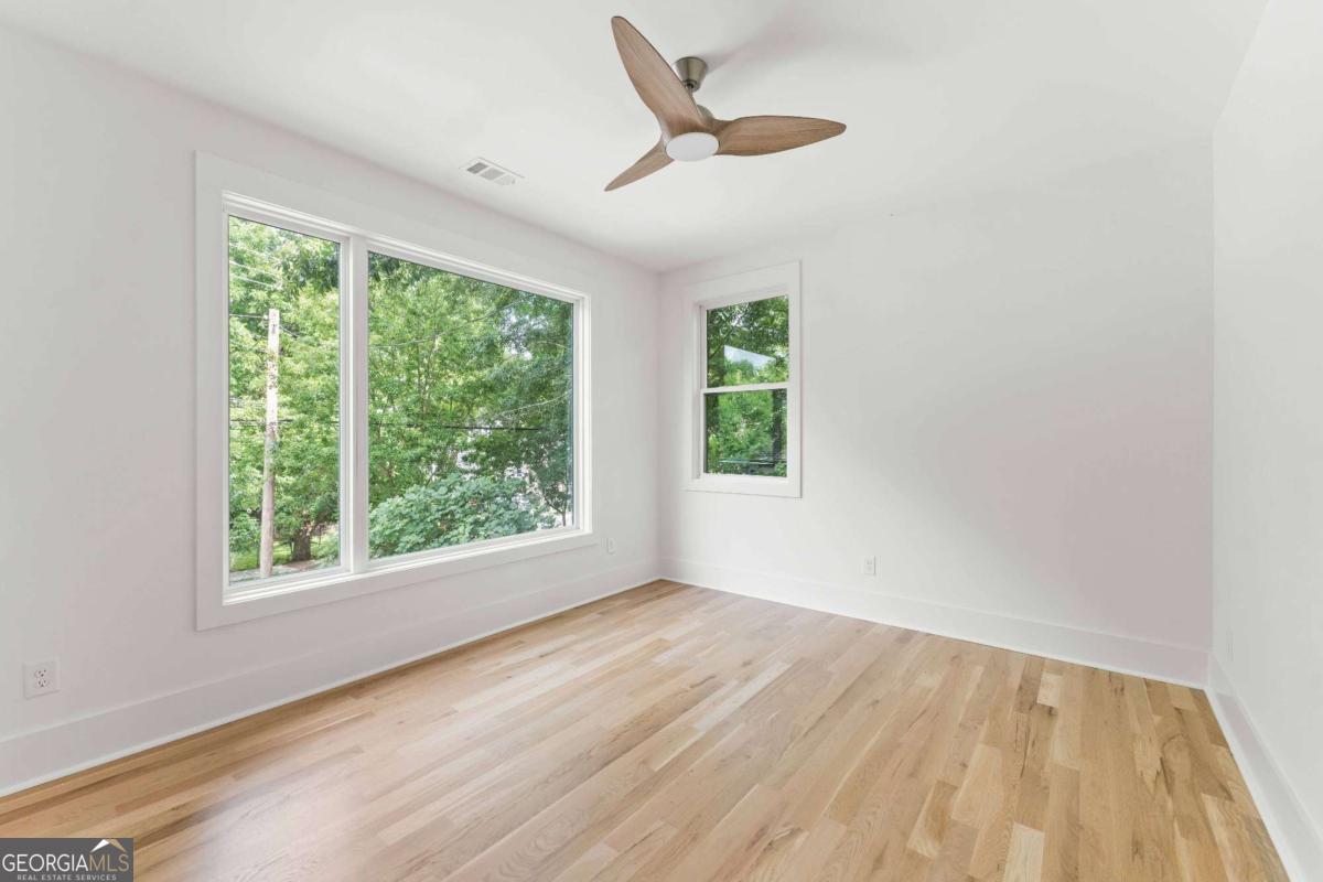 31 Walthall Se Property Photo 29
