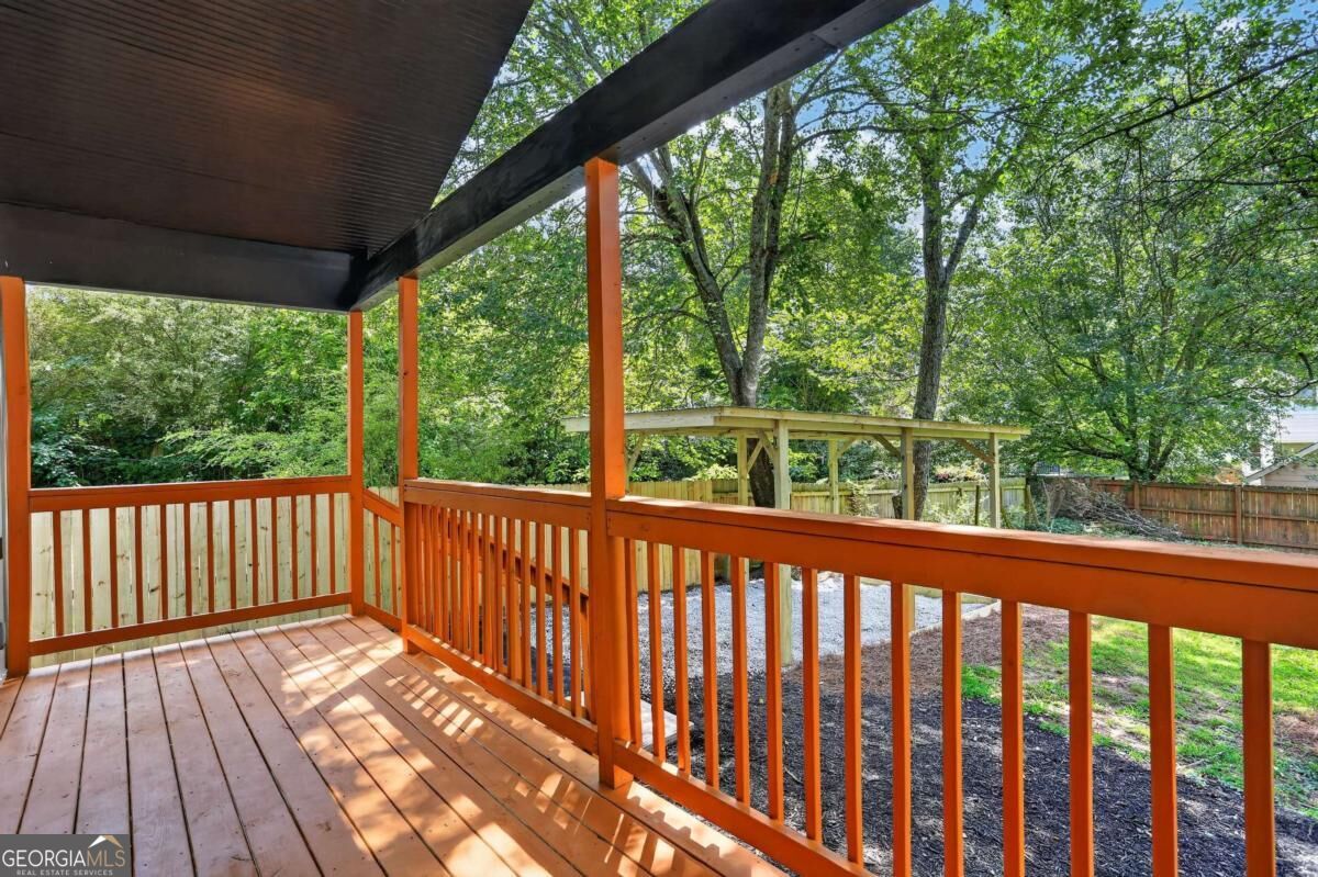 882 Tanner Drive Property Photo 10