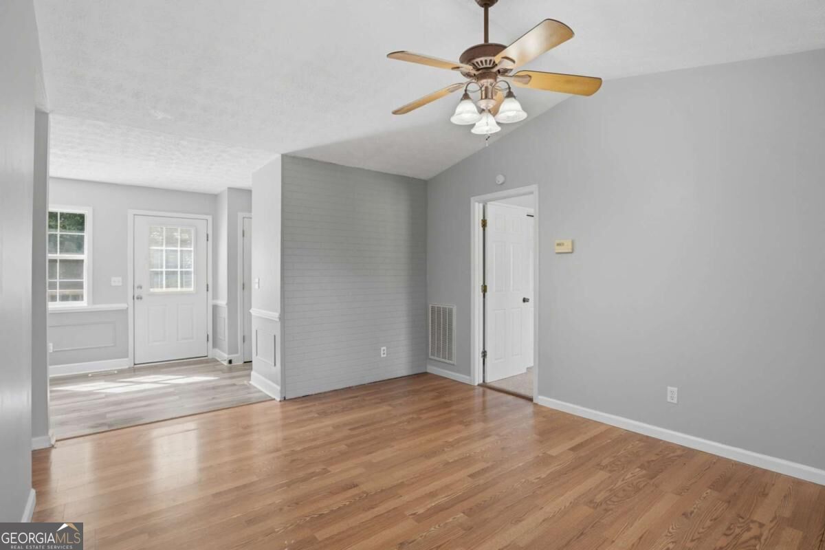 54 Cross Sabre Drive Property Photo 6