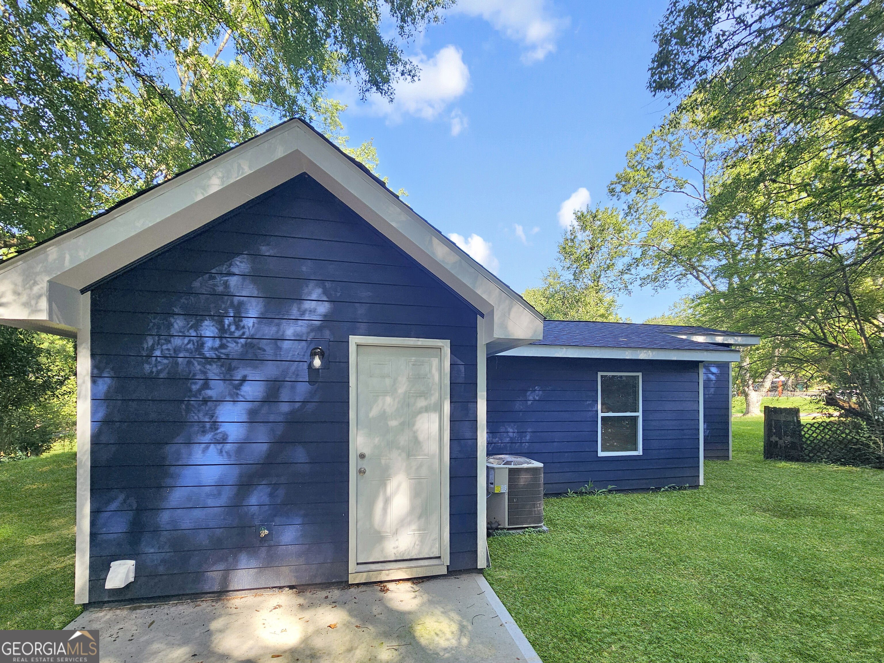 373 Floyd Street Se Property Photo 5