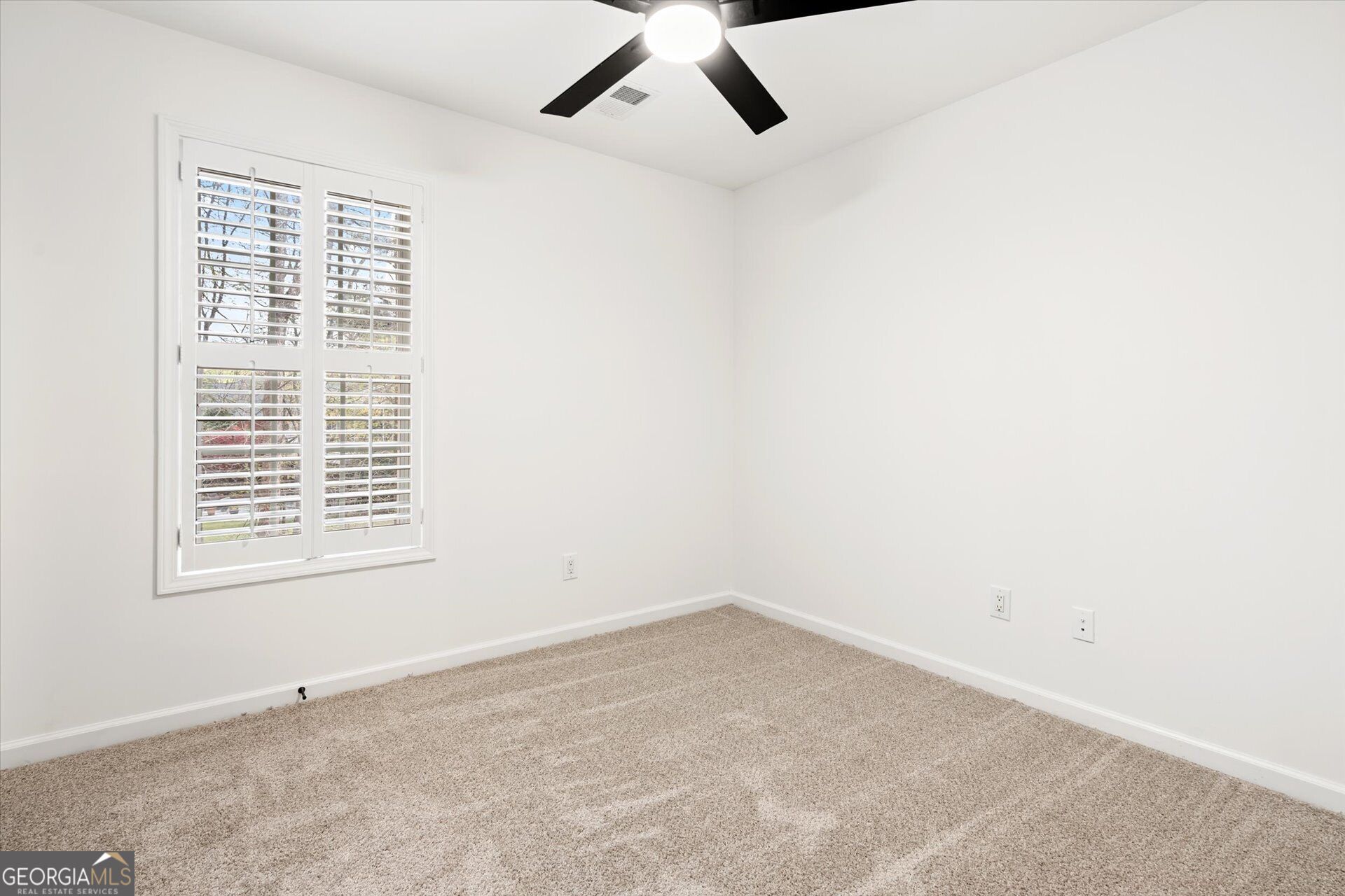 304 Pinehurst Way Property Photo 37