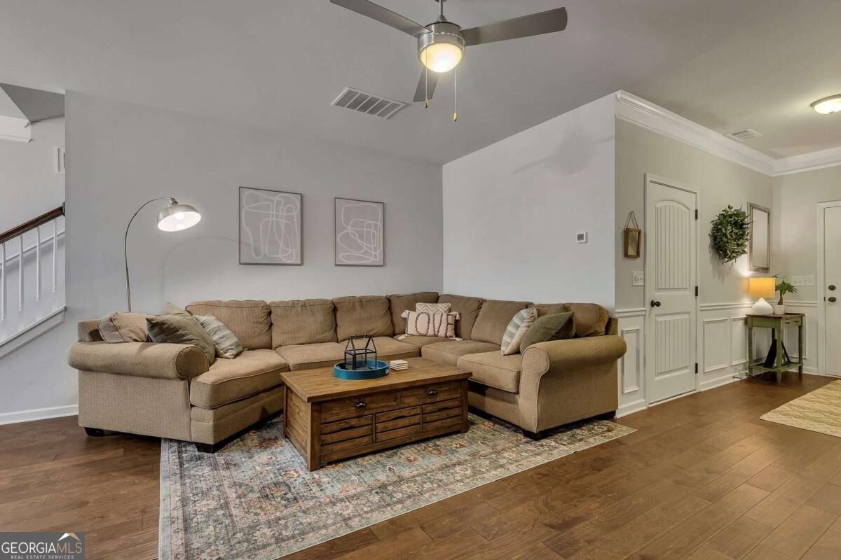 308 Valley Crossing Property Photo 6