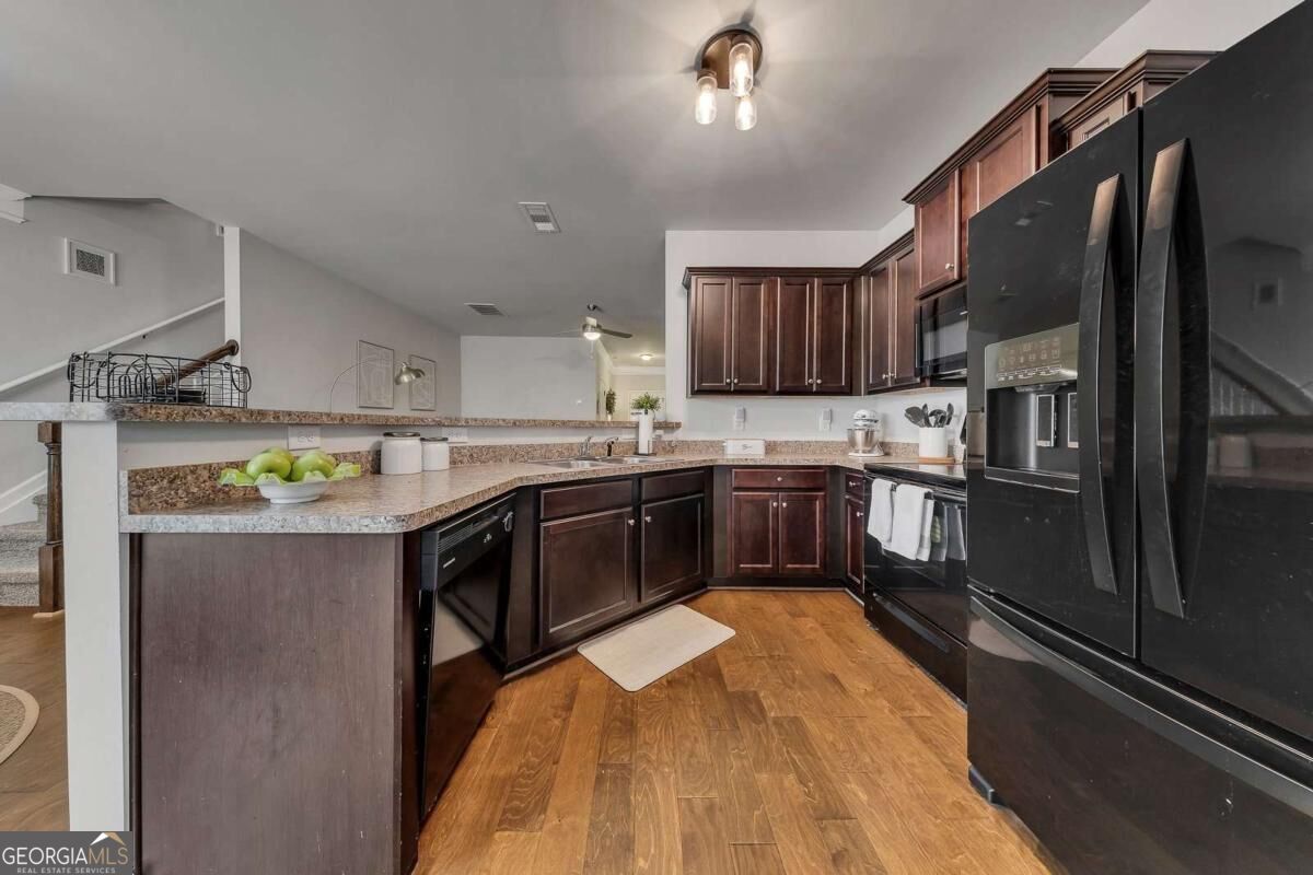 308 Valley Crossing Property Photo 13