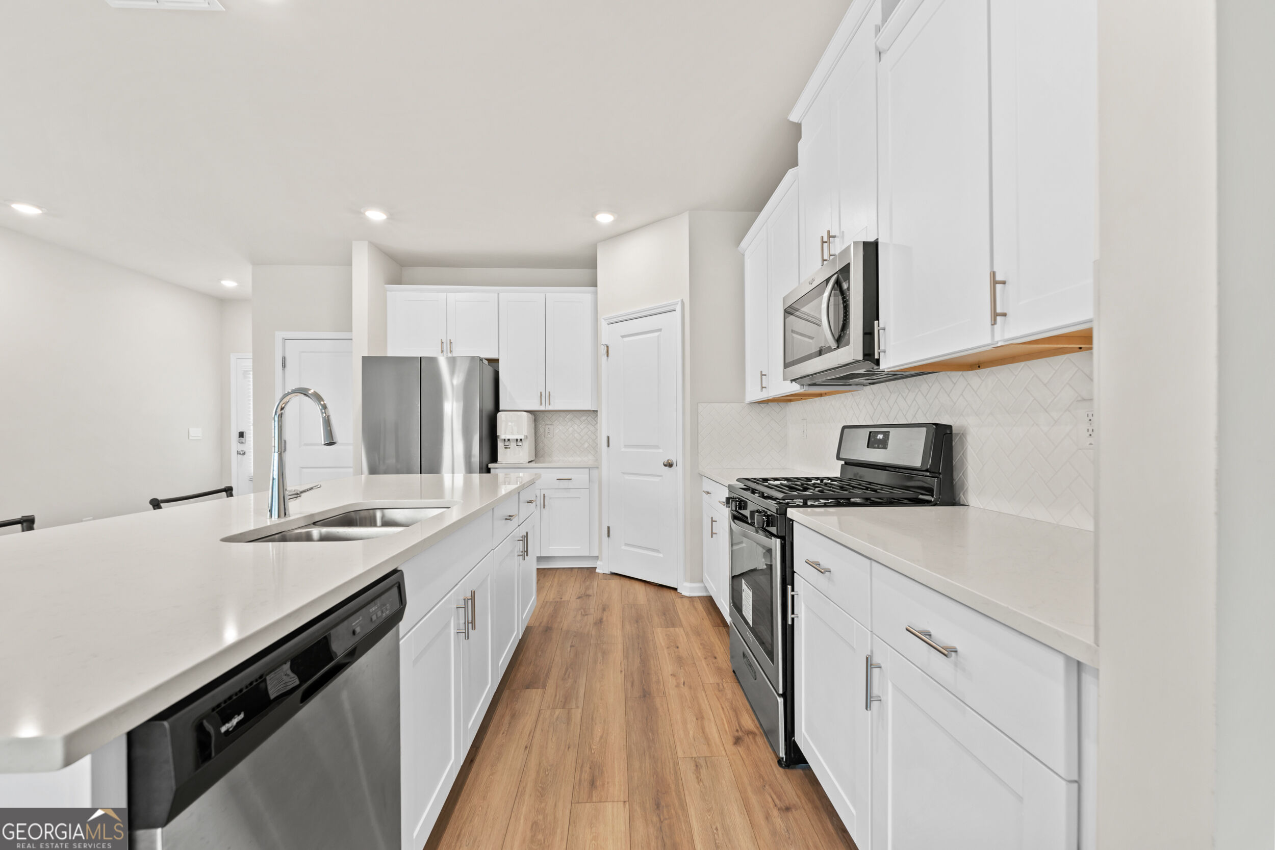 1752 Villageside Court Property Photo 12
