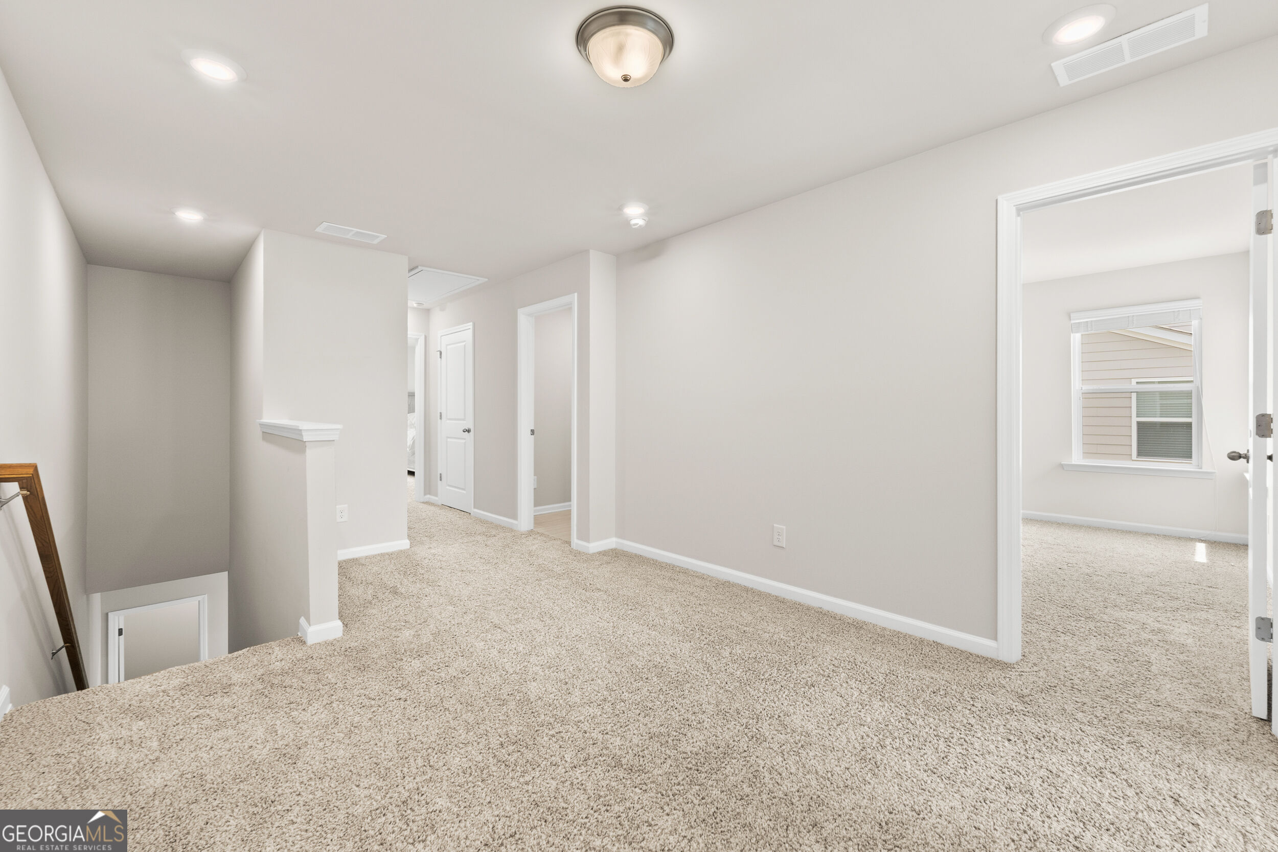 1752 Villageside Court Property Photo 33
