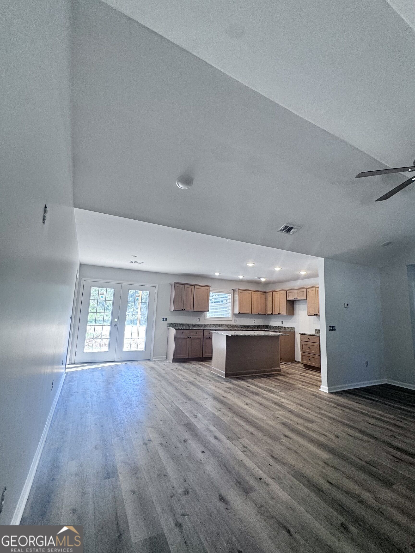 65 Crestview Lane Property Photo 4