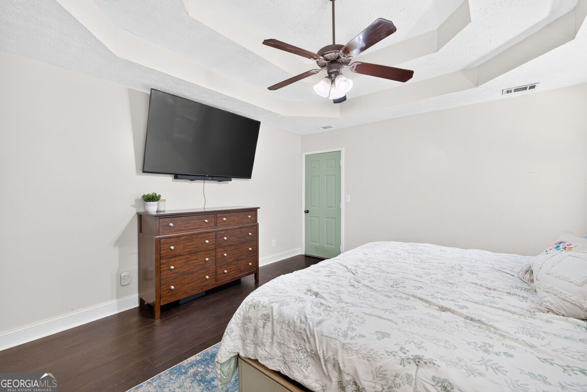 1041 Matthews Way Property Photo 27